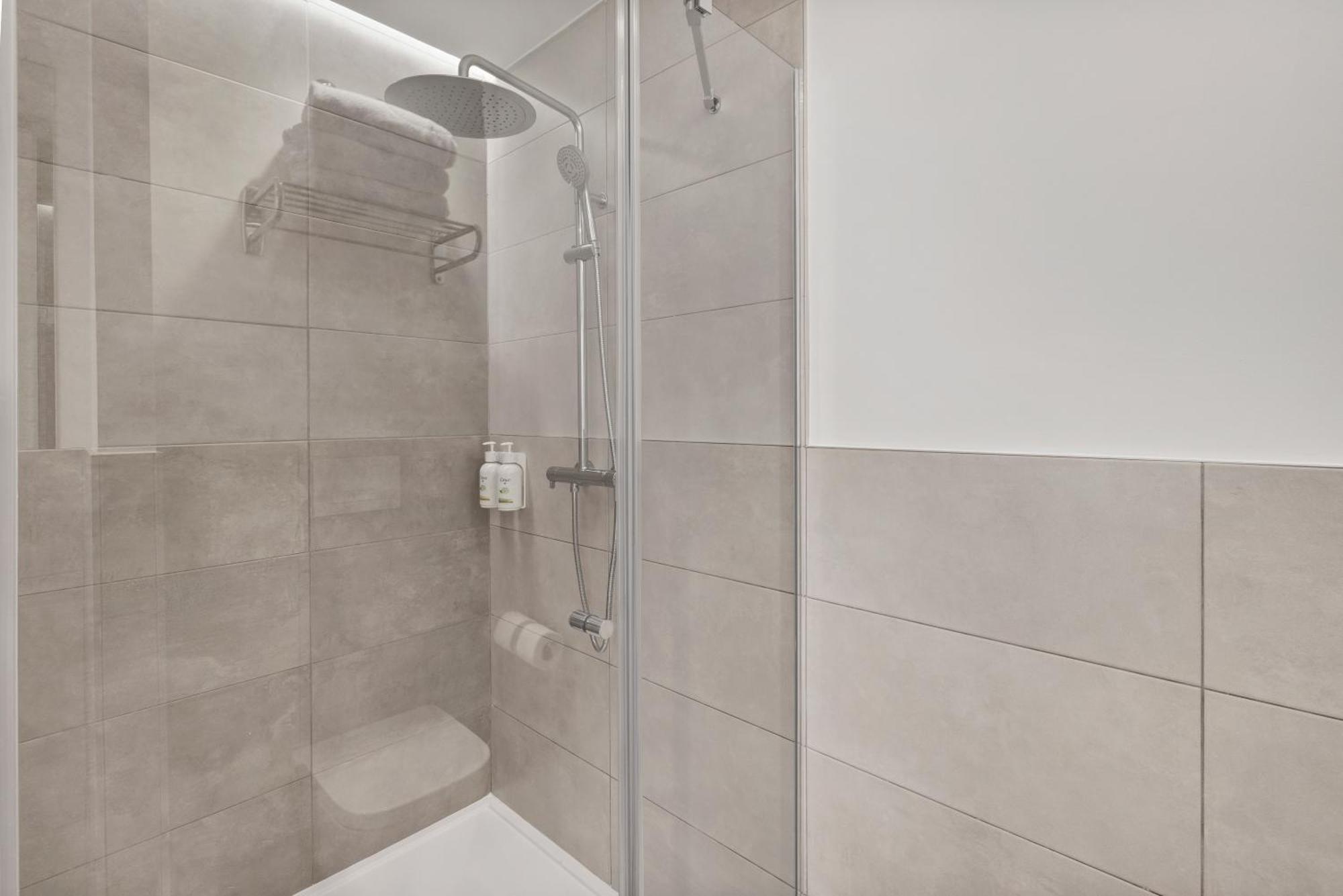 B&B Hotel Madrid Fuenlabrada Retail Park Luaran gambar