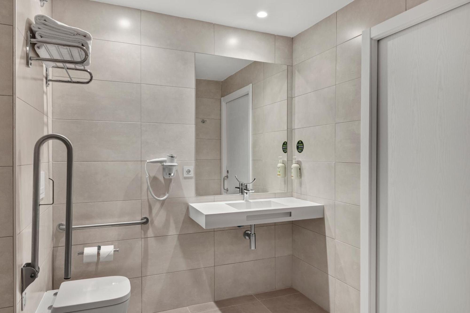 B&B Hotel Madrid Fuenlabrada Retail Park Luaran gambar